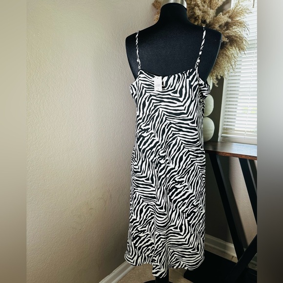 Banana Republic Zebra Slip Dress Size 10 - Picture 2 of 4